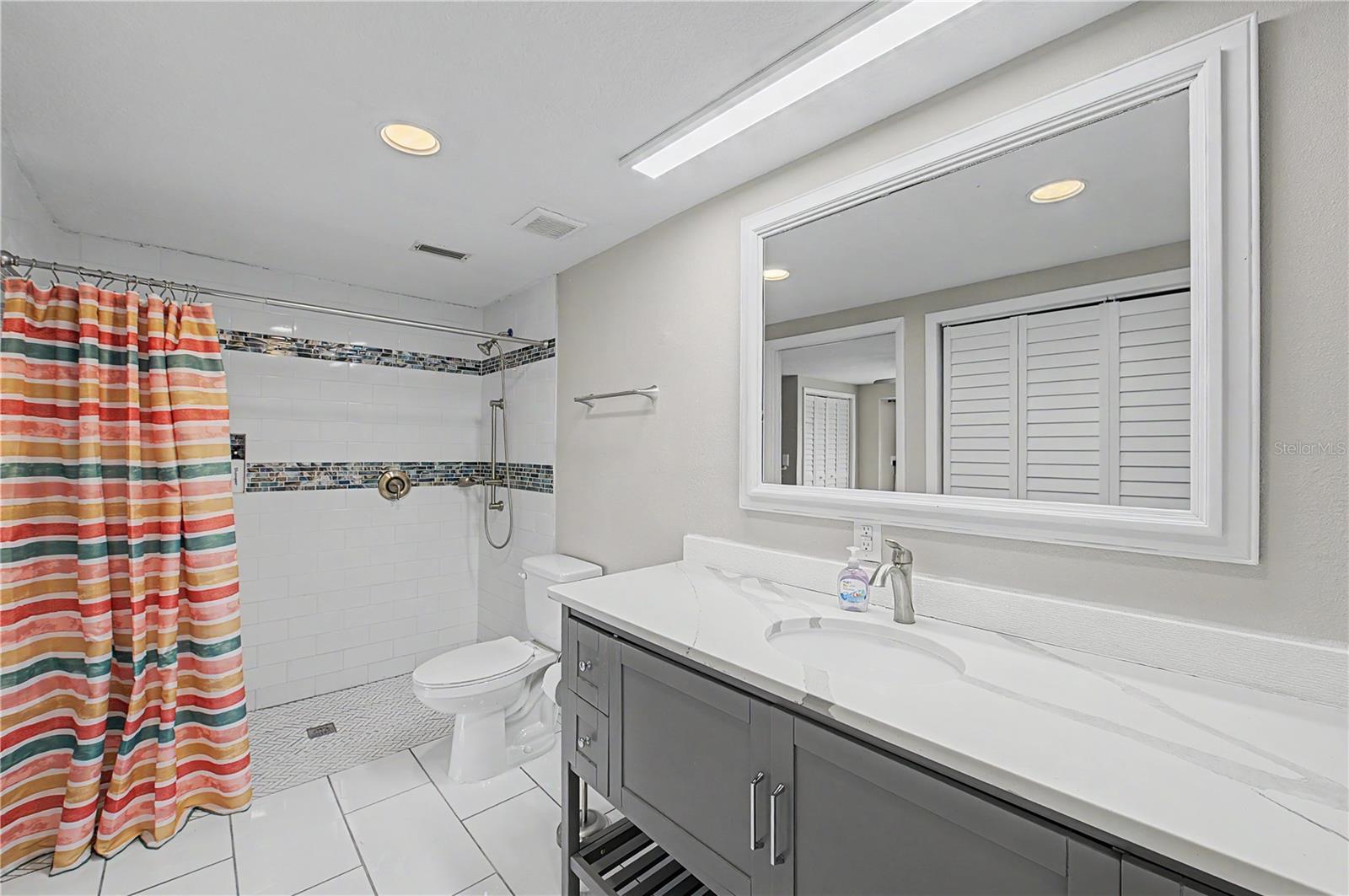 13725 MATTIX AVE — photo 20