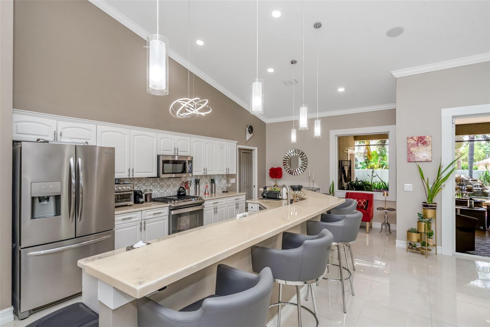 21812 CARSON DR — photo 4