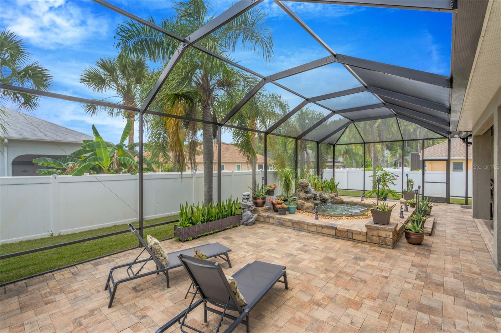 21812 CARSON DR — photo 33