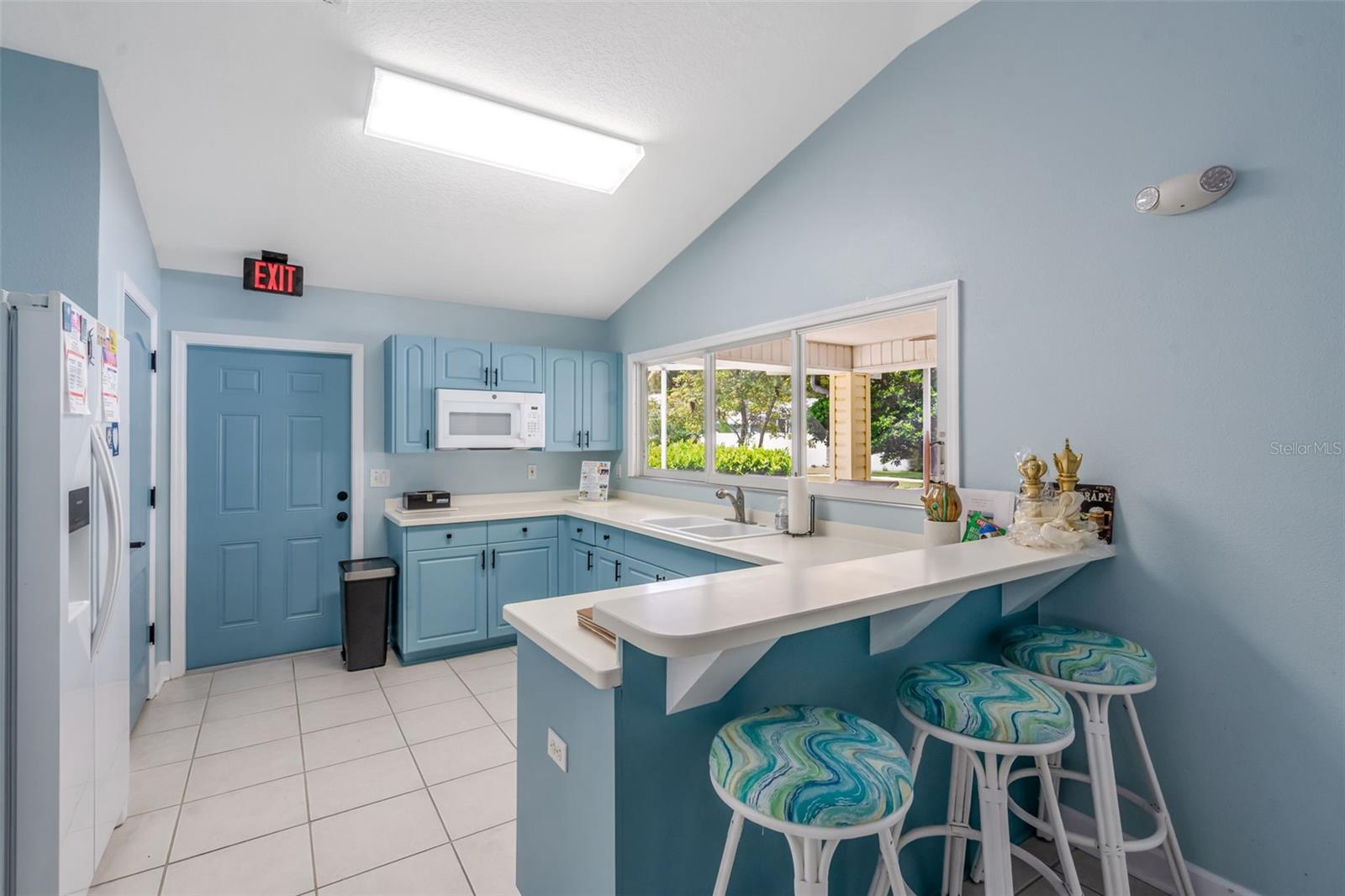 21812 CARSON DR — photo 46