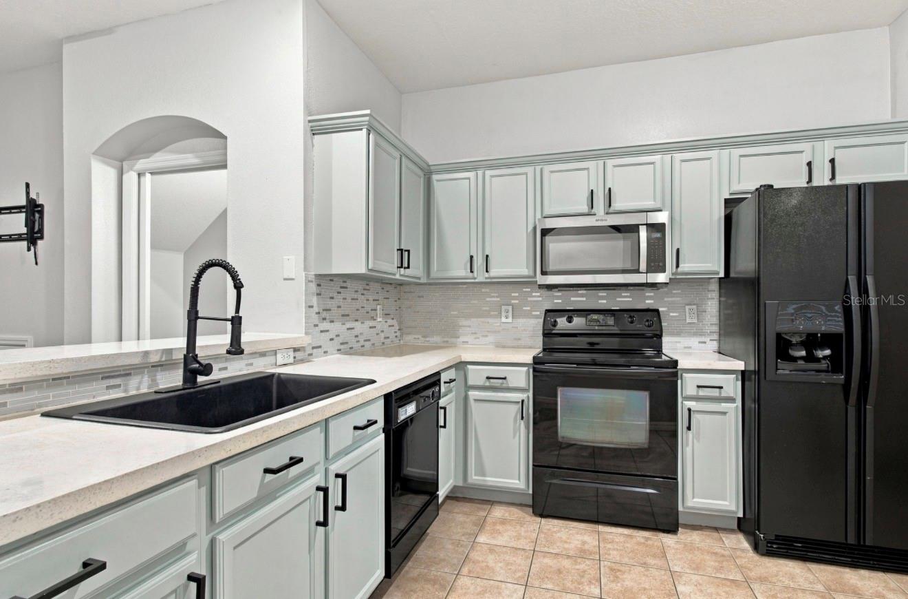 6243 DUCK KEY CT — photo 3