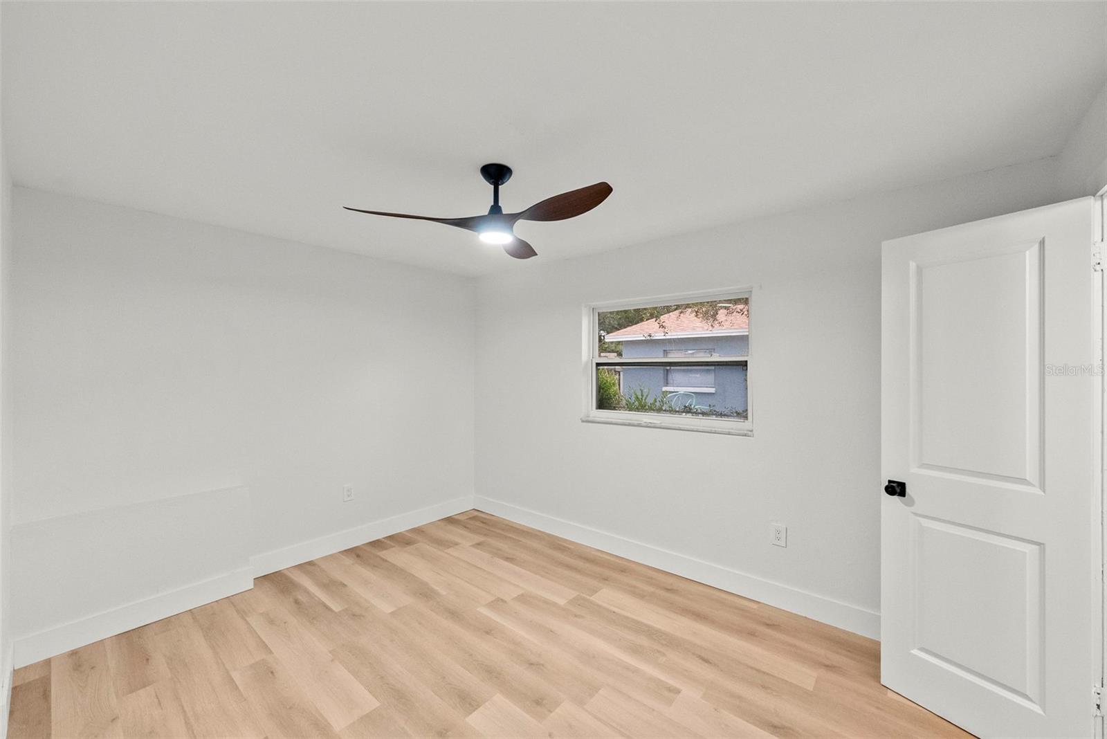 2312 22ND AVE SW — photo 40