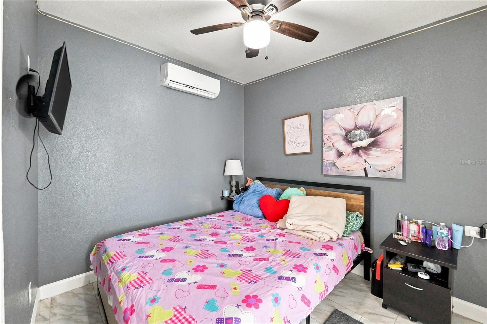 7805 WINSTON LN — photo 33