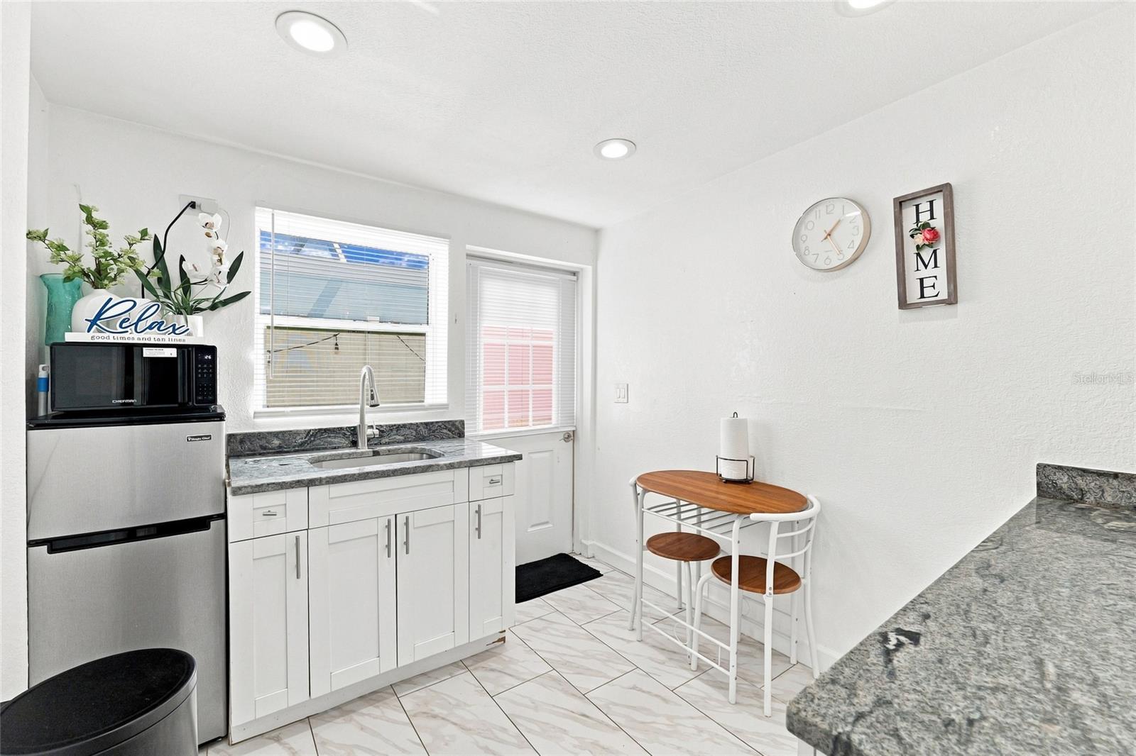 7805 WINSTON LN — photo 31