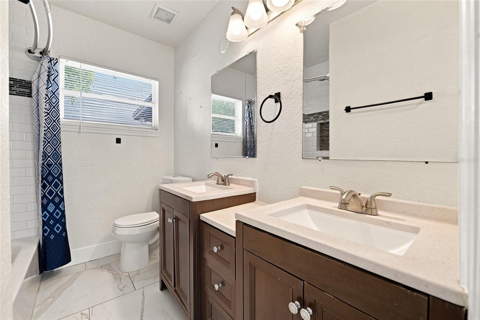 7805 WINSTON LN — photo 18