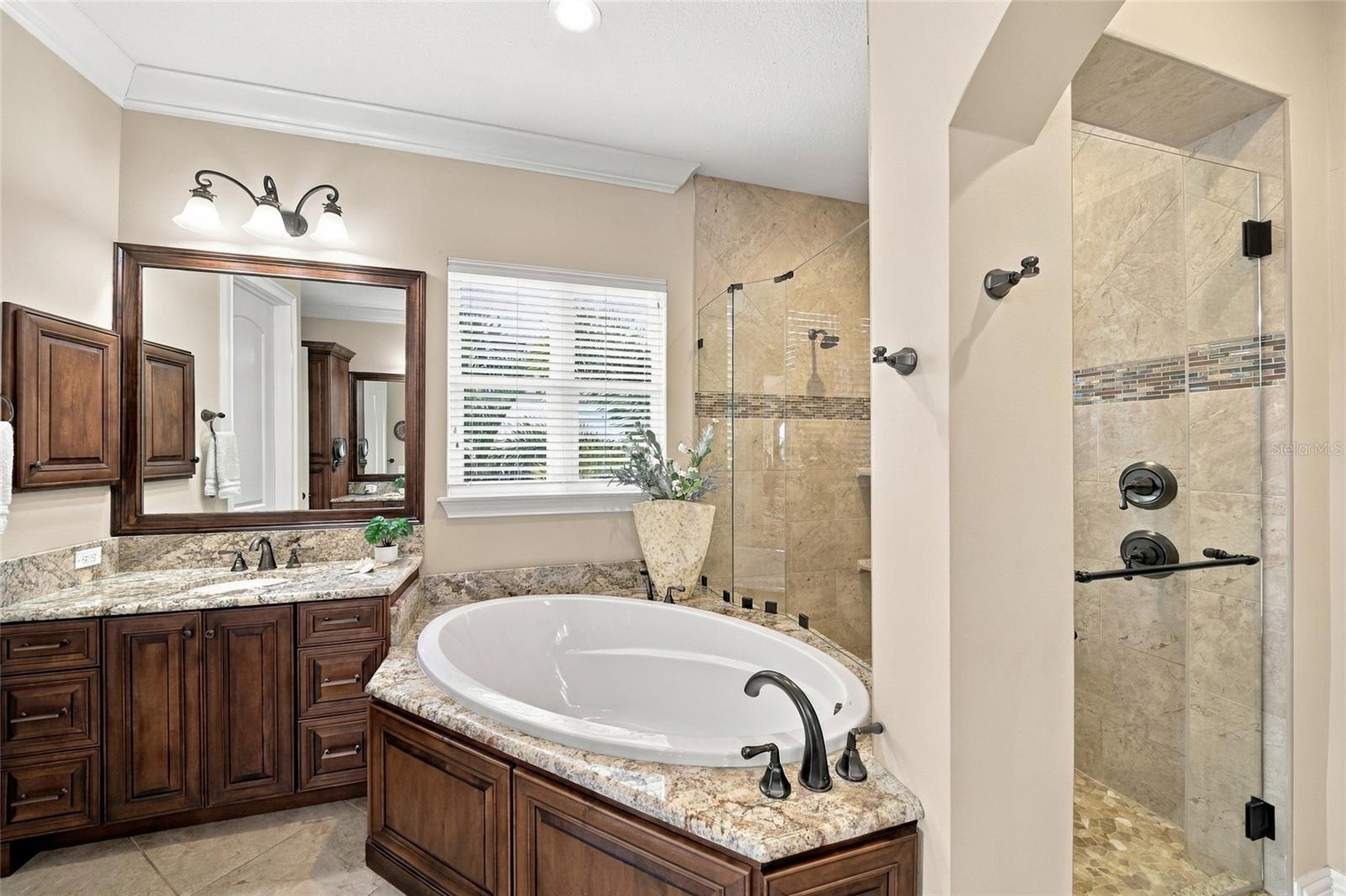 613 REGATTA WAY — photo 45