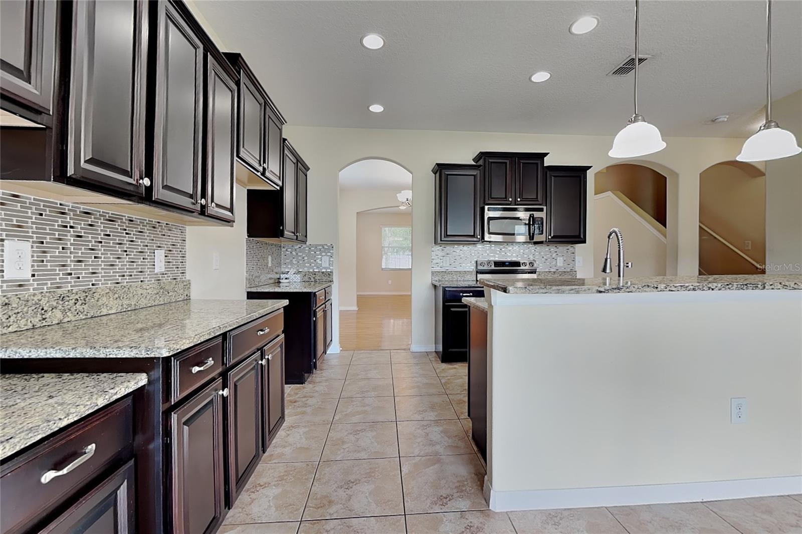 9609 ROYAL FERN CT — photo 5