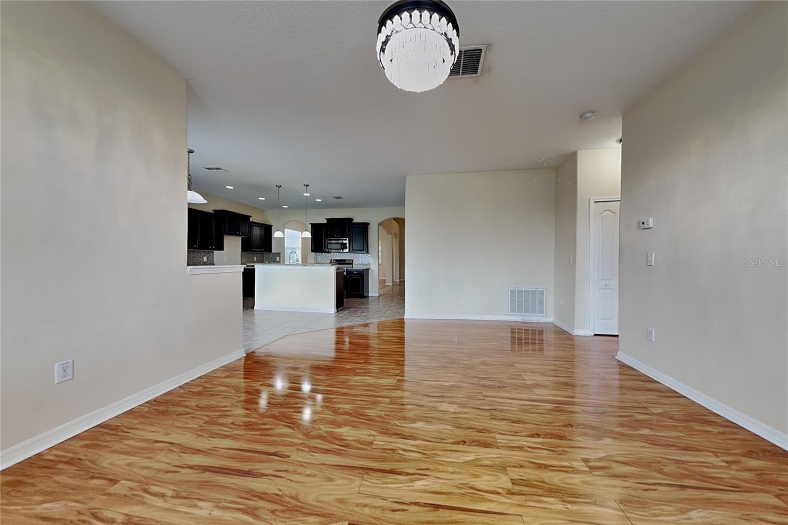 9609 ROYAL FERN CT — photo 2