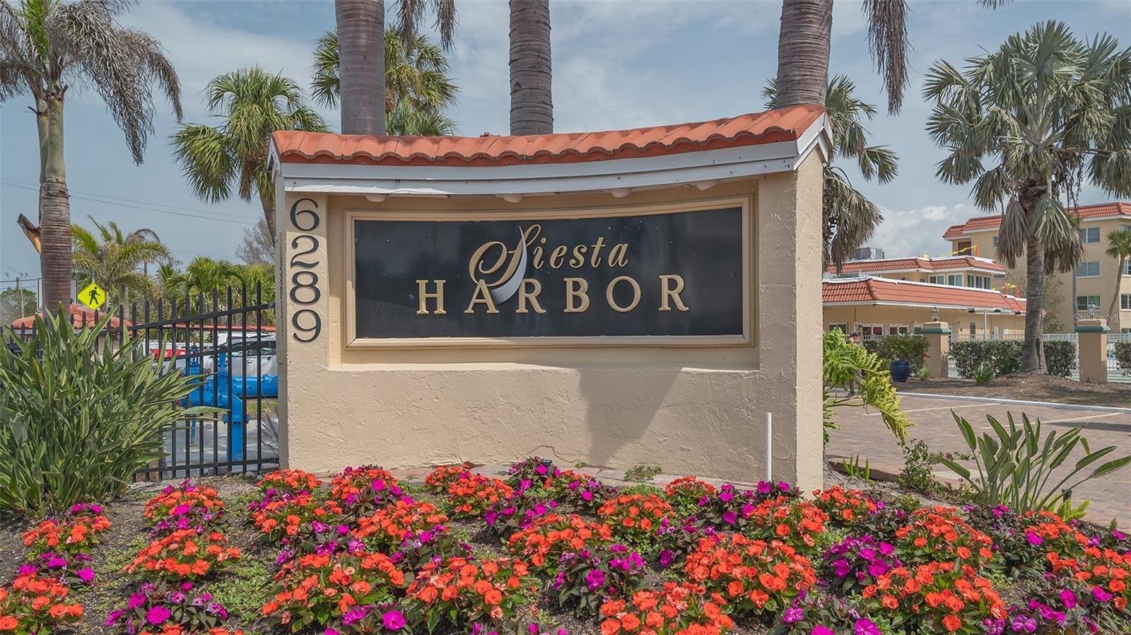 1300 N PORTOFINO DR #103 — photo 40