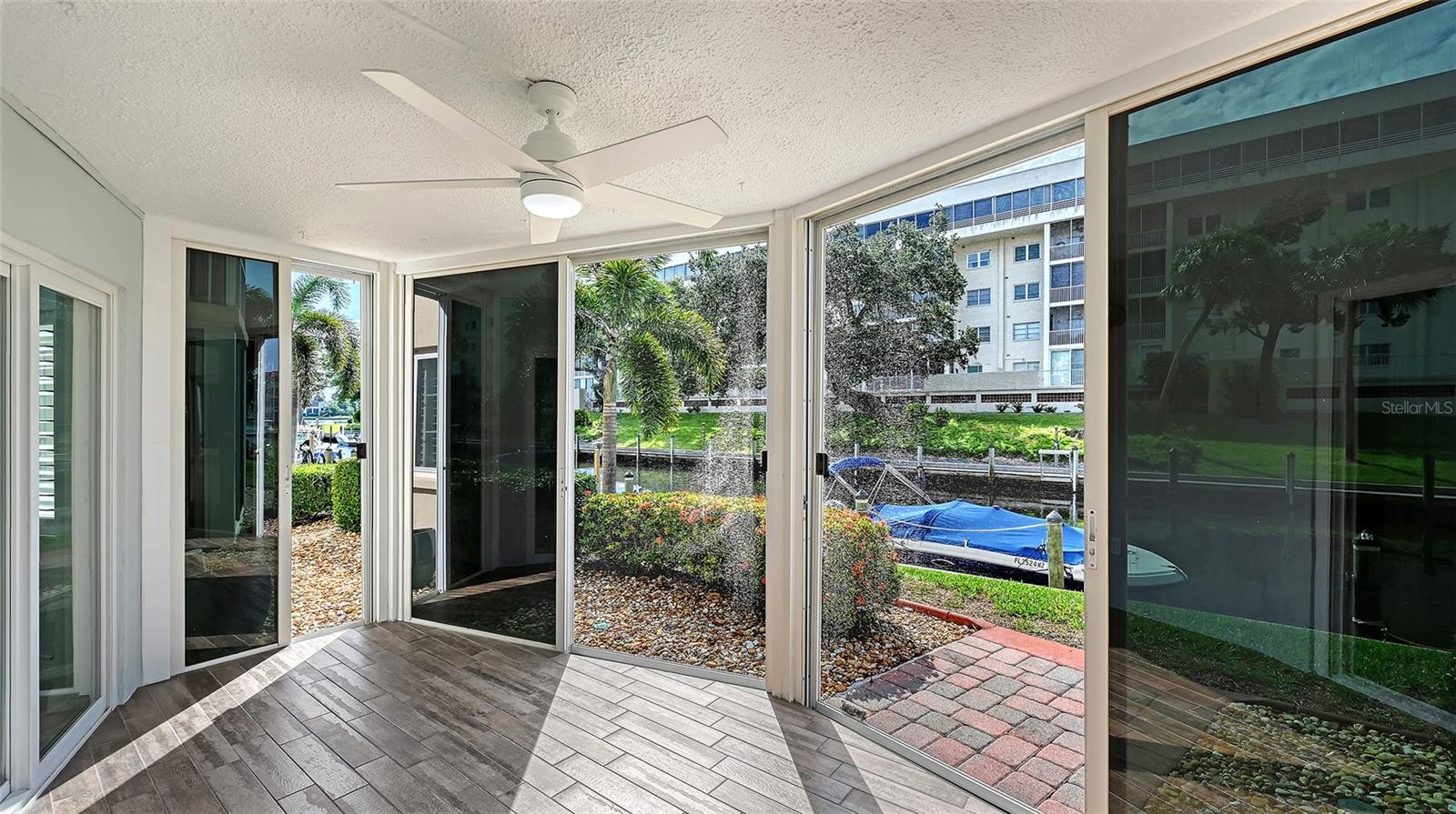 1300 N PORTOFINO DR #103 — photo 21