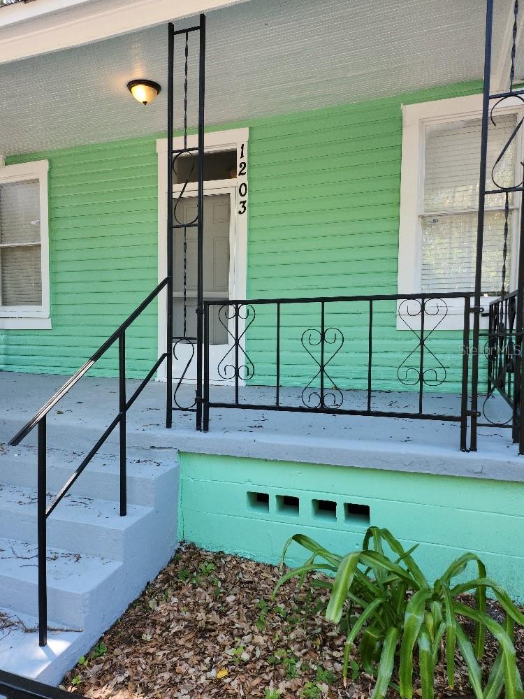 1203 E 15TH AVE — photo 32