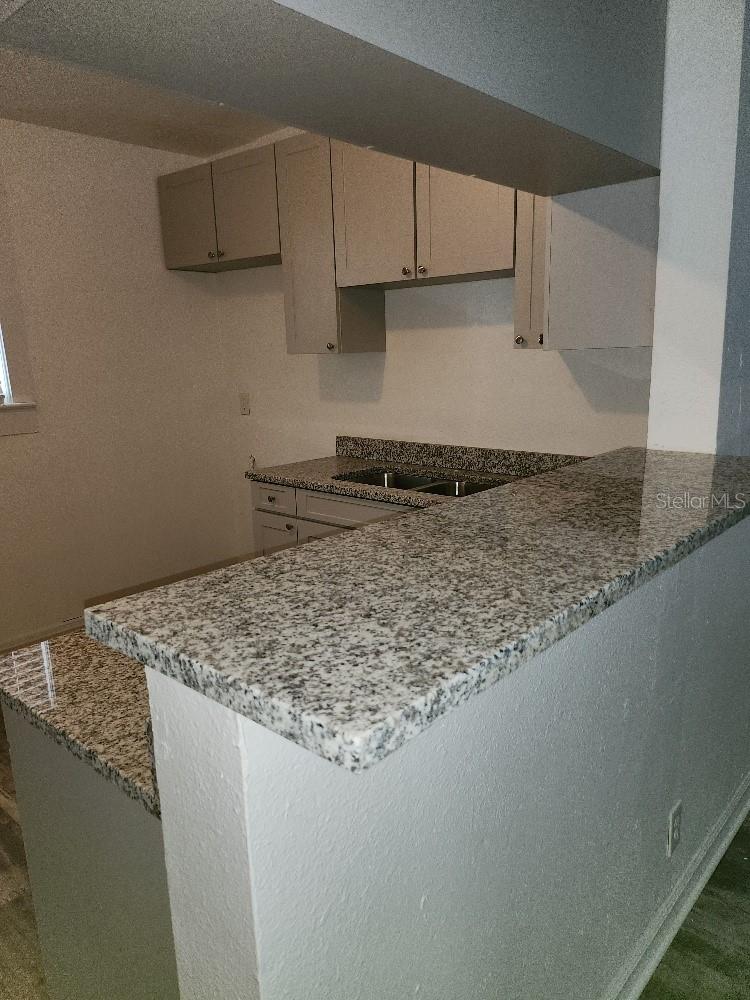 1203 E 15TH AVE — photo 13