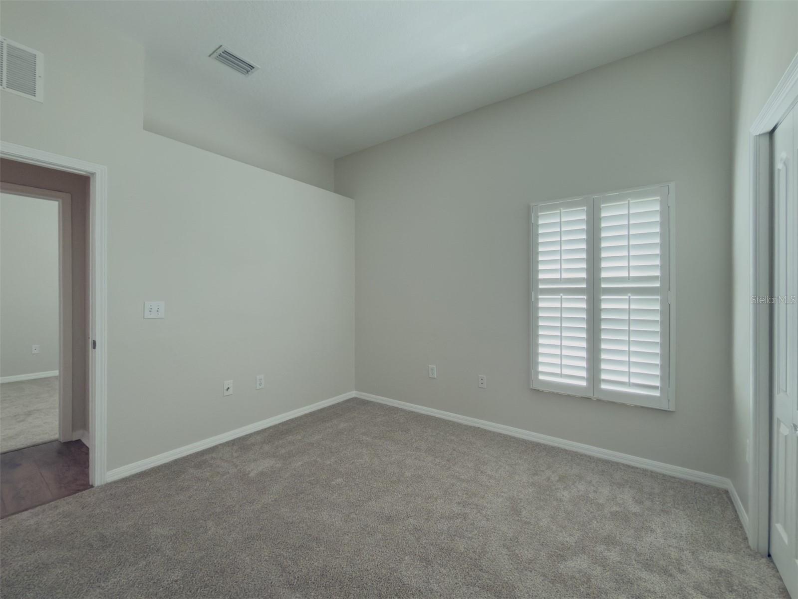 220 TAYLOR BAY LN — photo 24