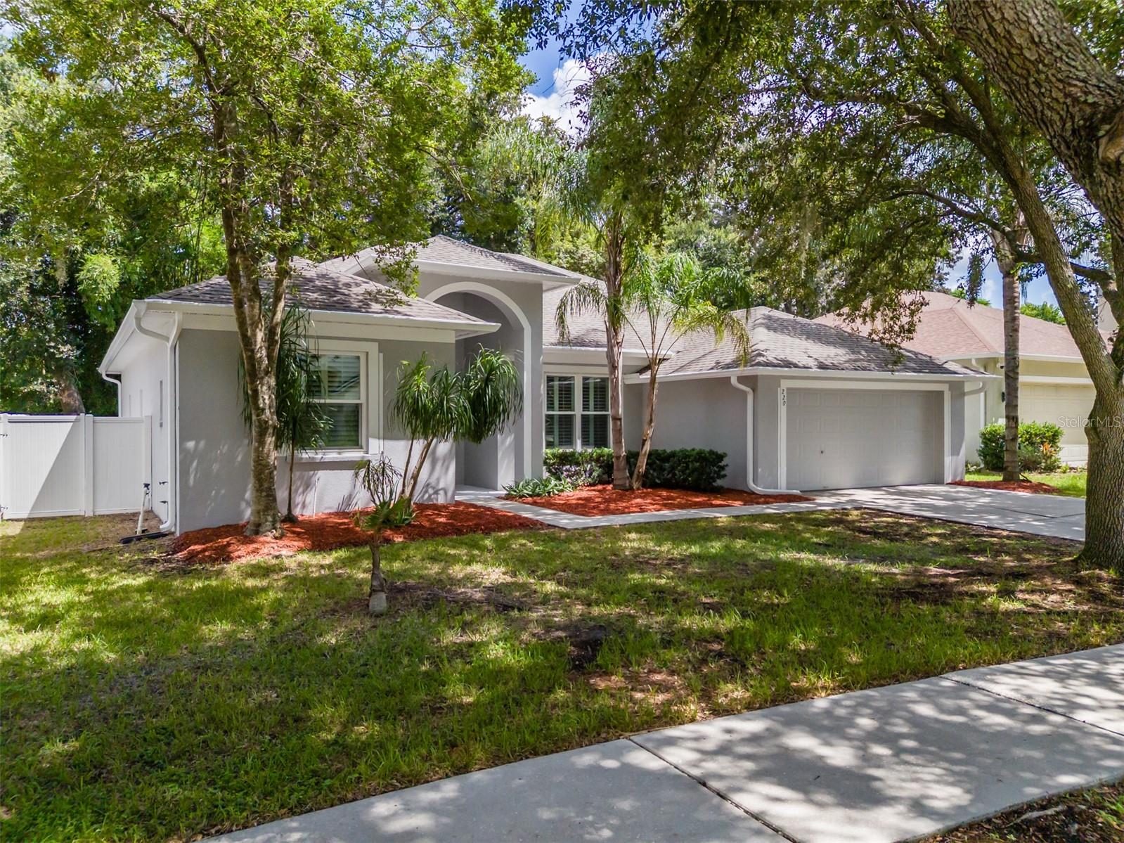 220 TAYLOR BAY LN — photo 3