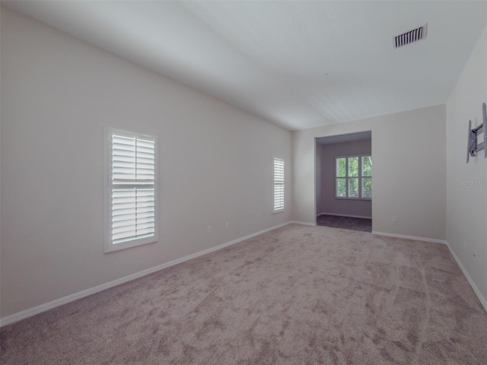 220 TAYLOR BAY LN — photo 30