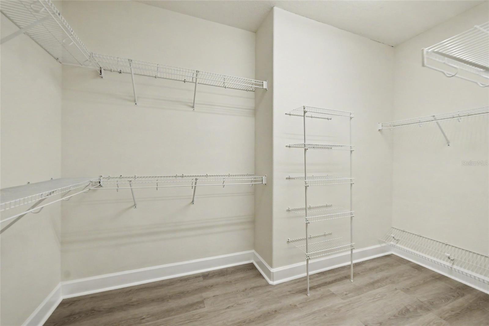 12802 AVELAR CREEK DR — photo 17