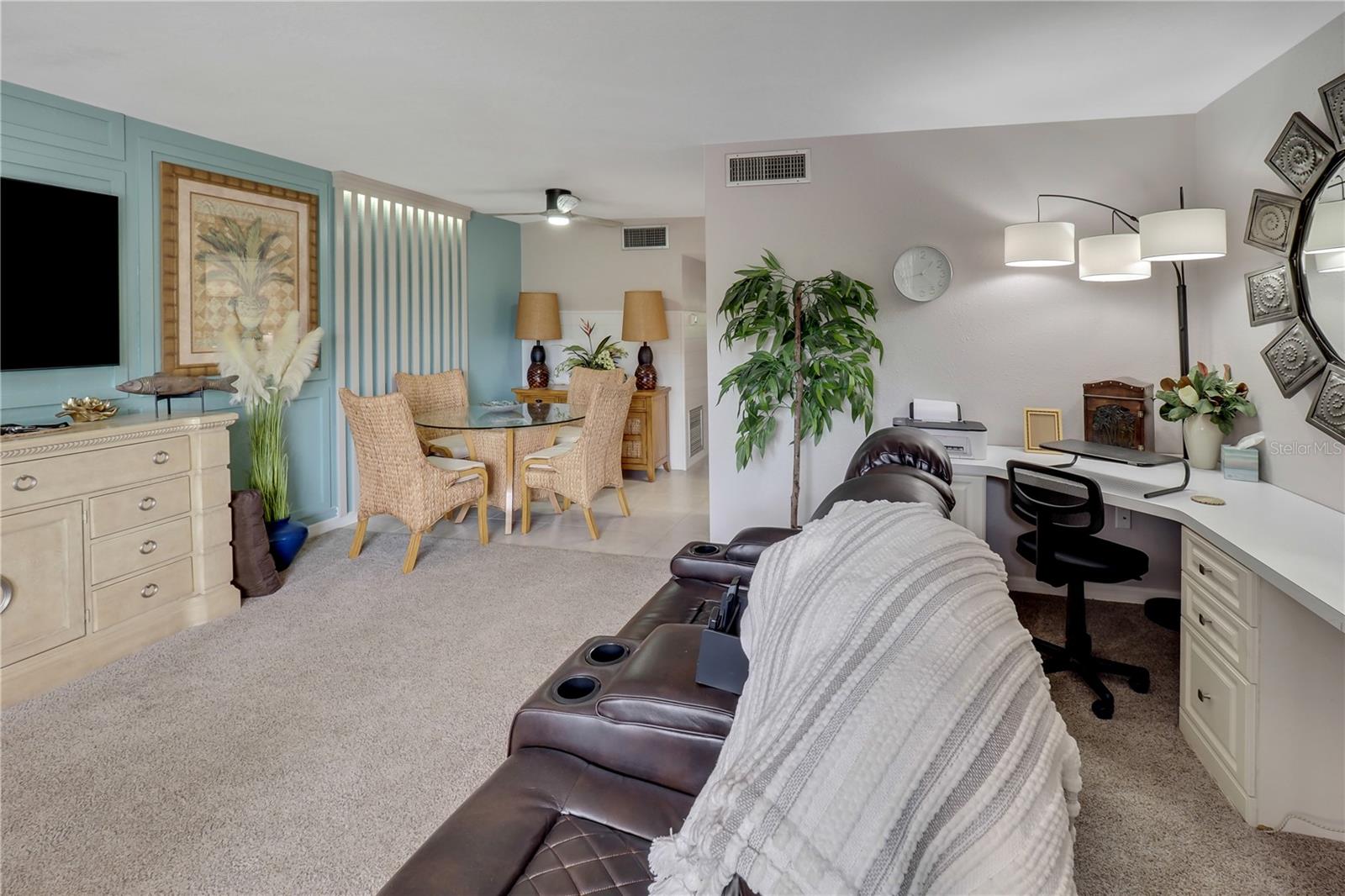 612 GUILD DR #18 — photo 5