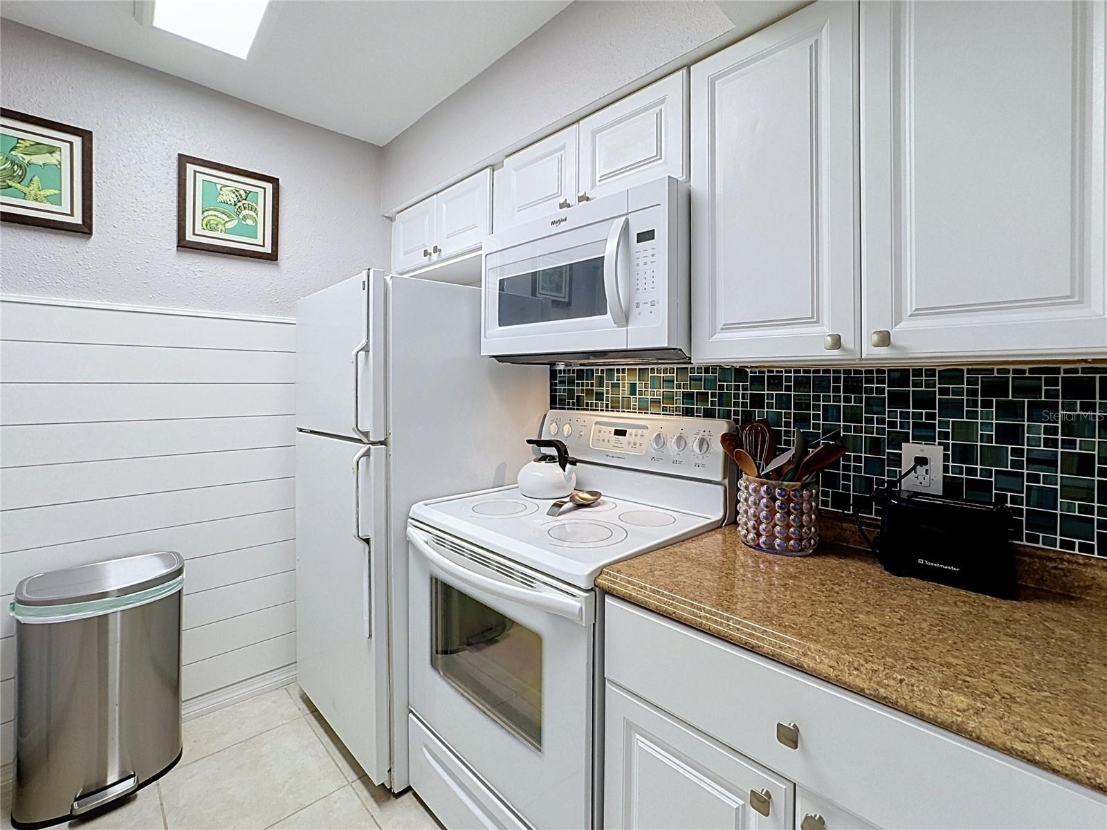 612 GUILD DR #18 — photo 11