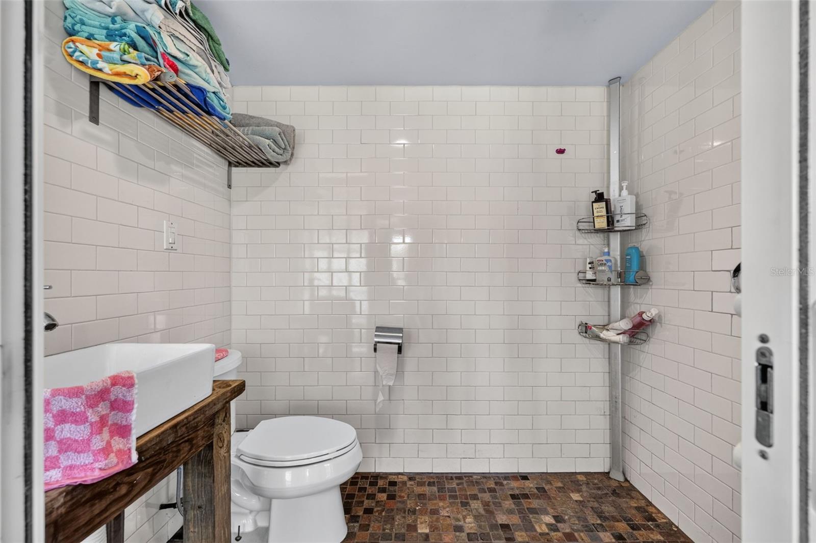 8922 PRITCHER RD — photo 33