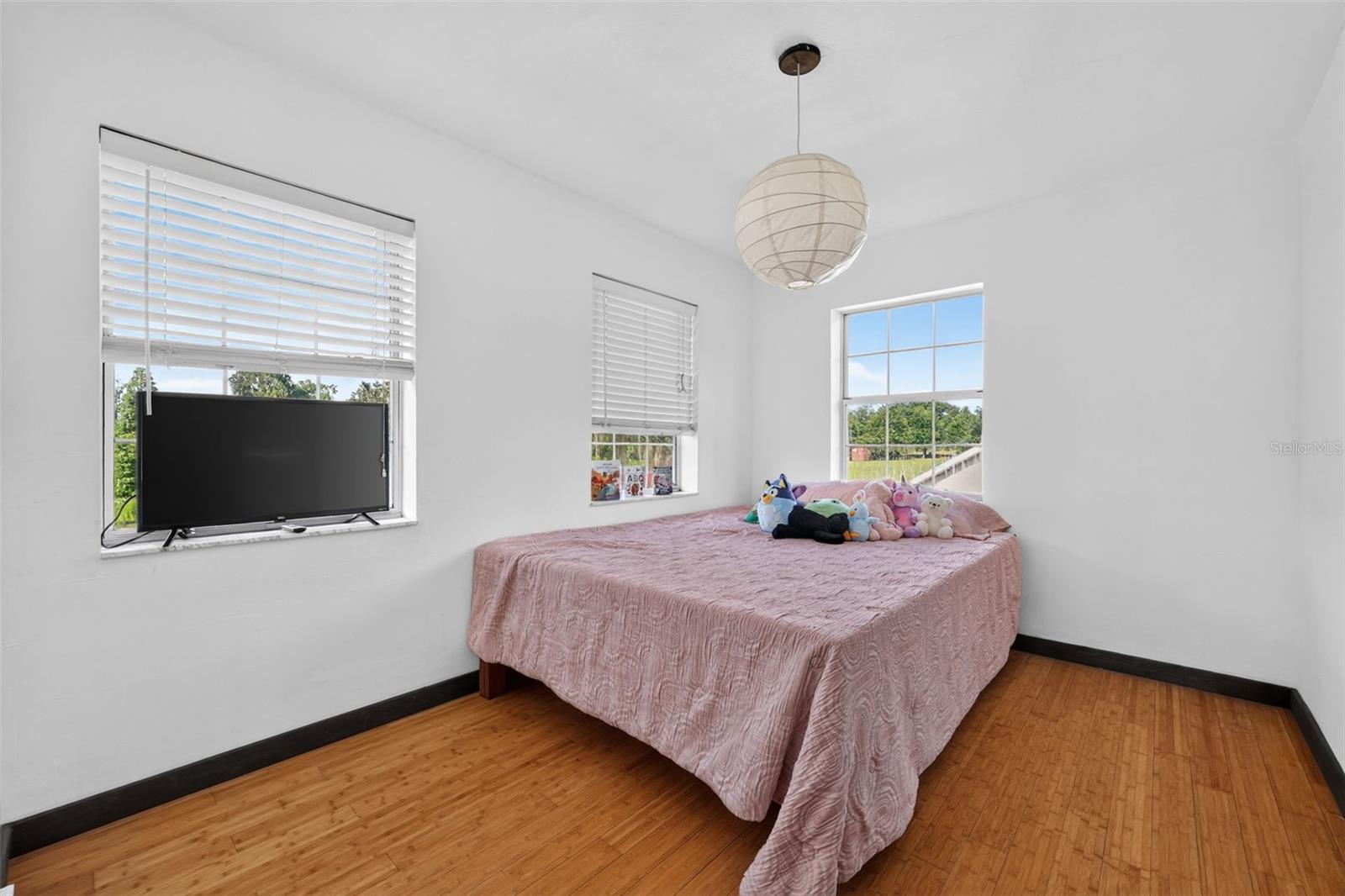 8922 PRITCHER RD — photo 43