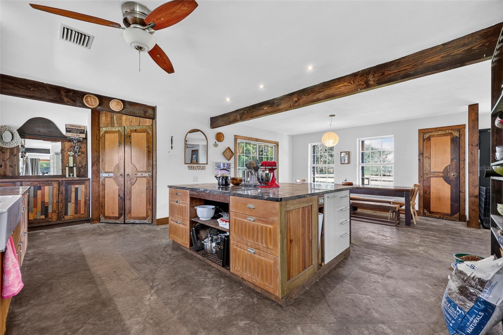 8922 PRITCHER RD — photo 25