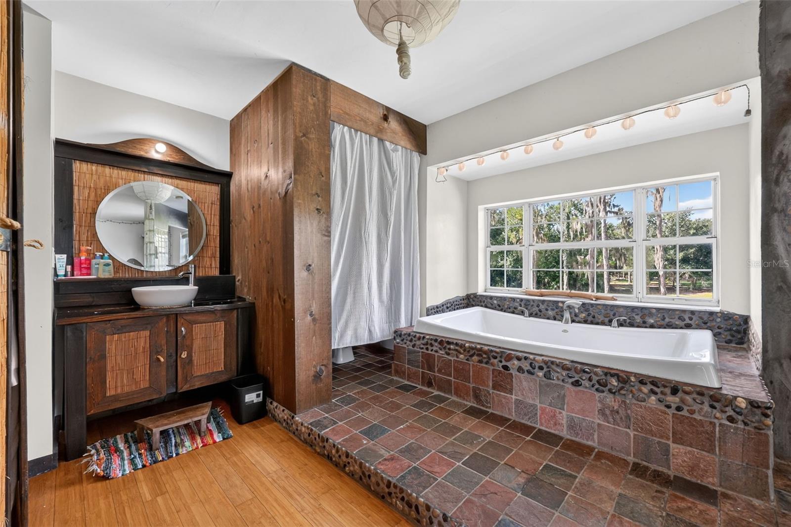 8922 PRITCHER RD — photo 39