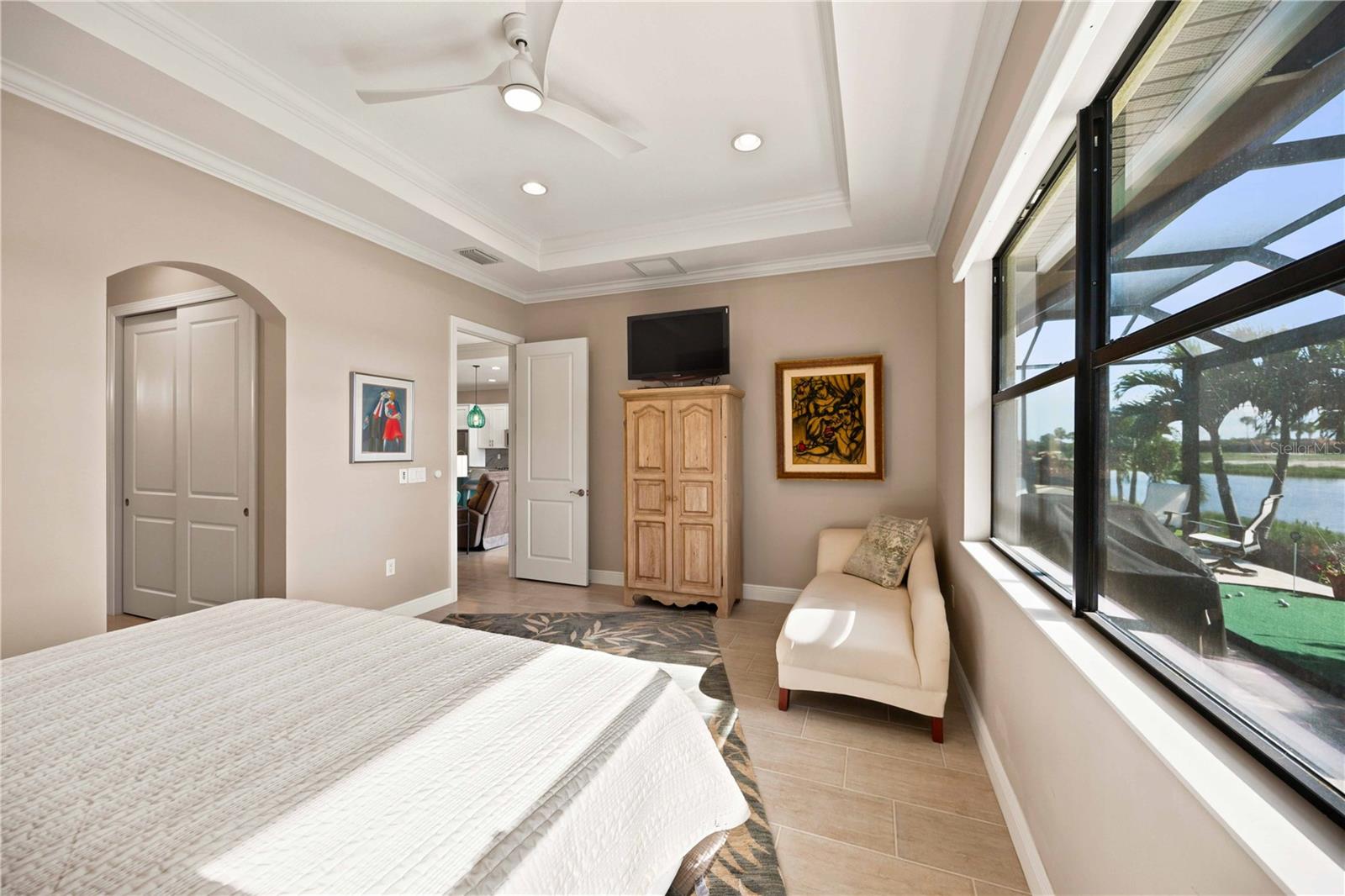 23709 WAVERLY CIR — photo 35