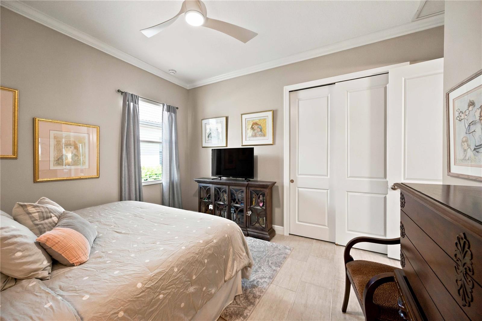 23709 WAVERLY CIR — photo 30