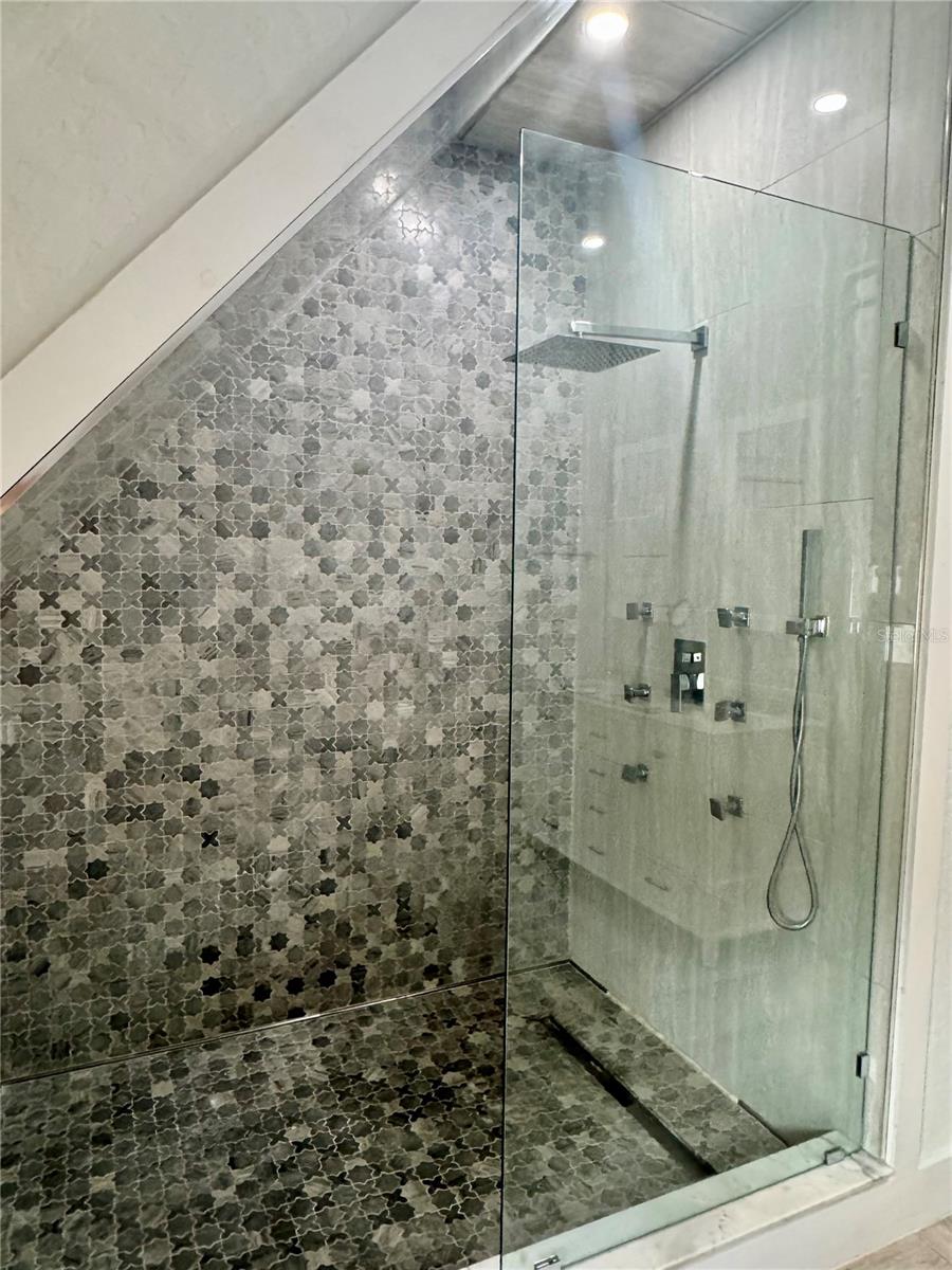 9710 BLACK BEAR CT — photo 53