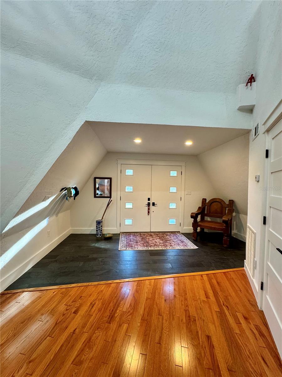 9710 BLACK BEAR CT — photo 4
