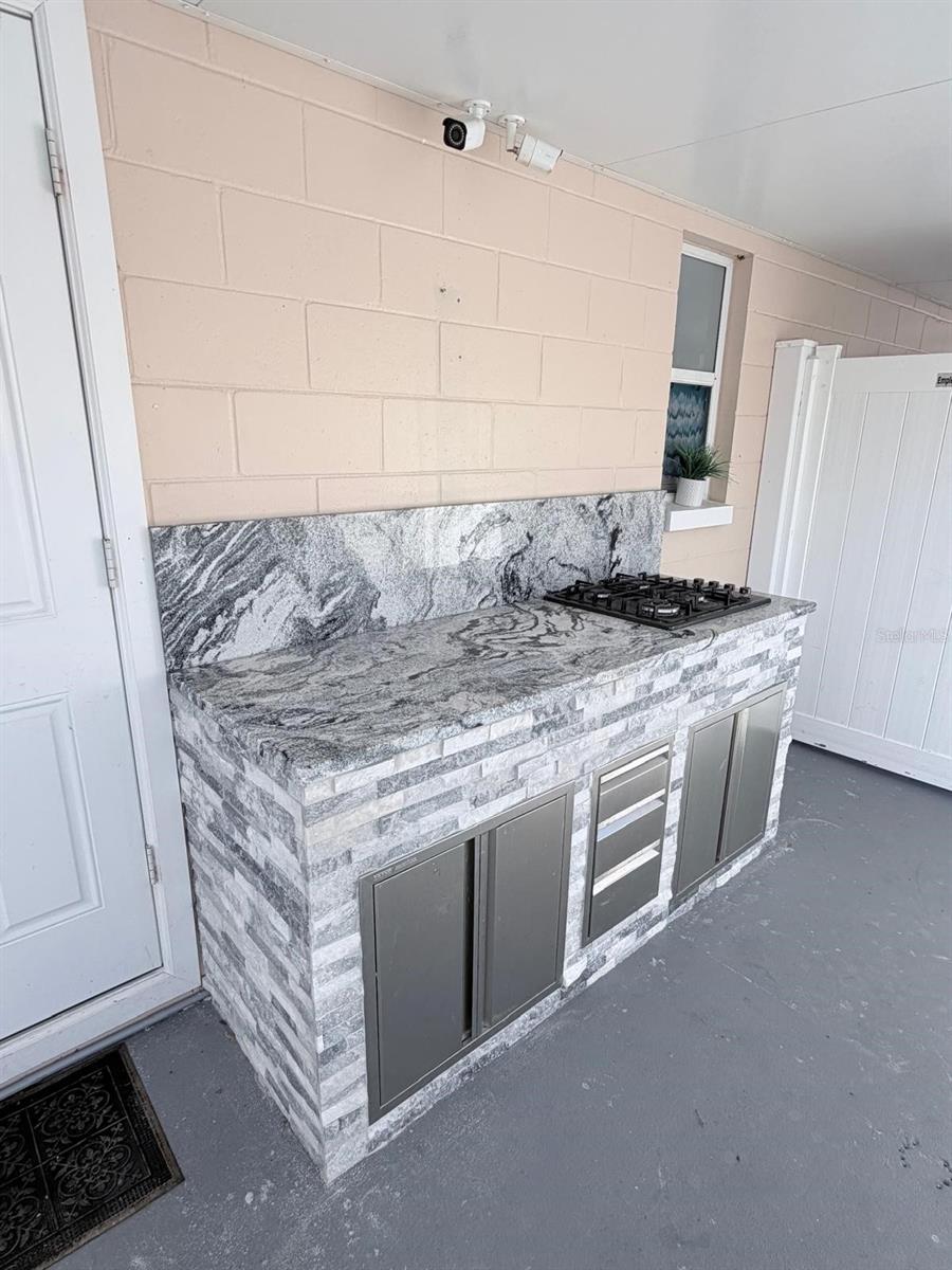 6423 MONTEREY BLVD — photo 61