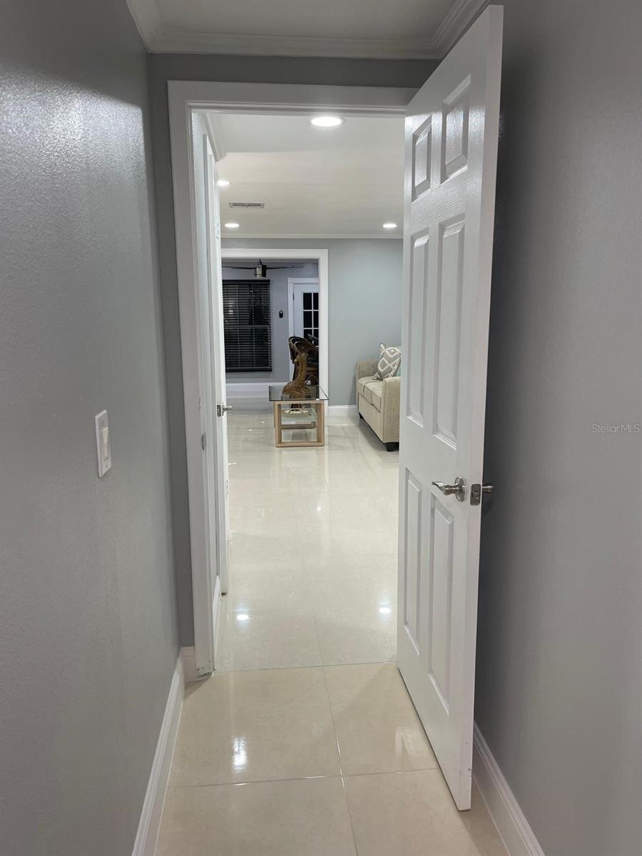 6423 MONTEREY BLVD — photo 32