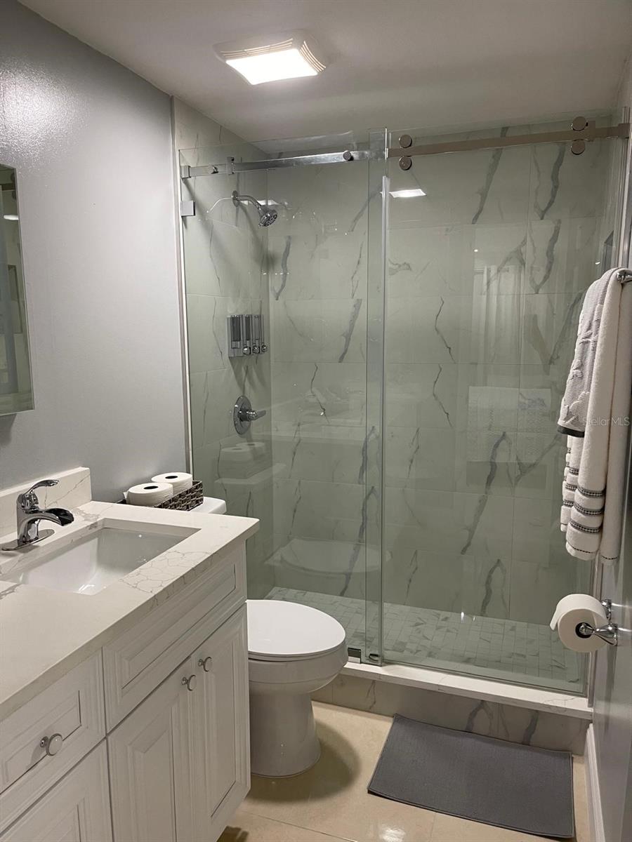 6423 MONTEREY BLVD — photo 27