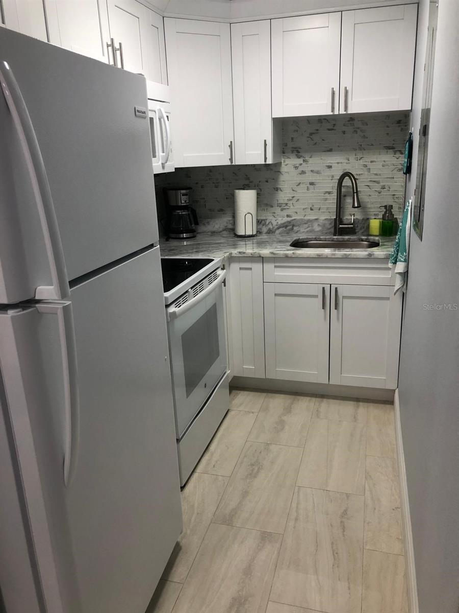 6423 MONTEREY BLVD — photo 53