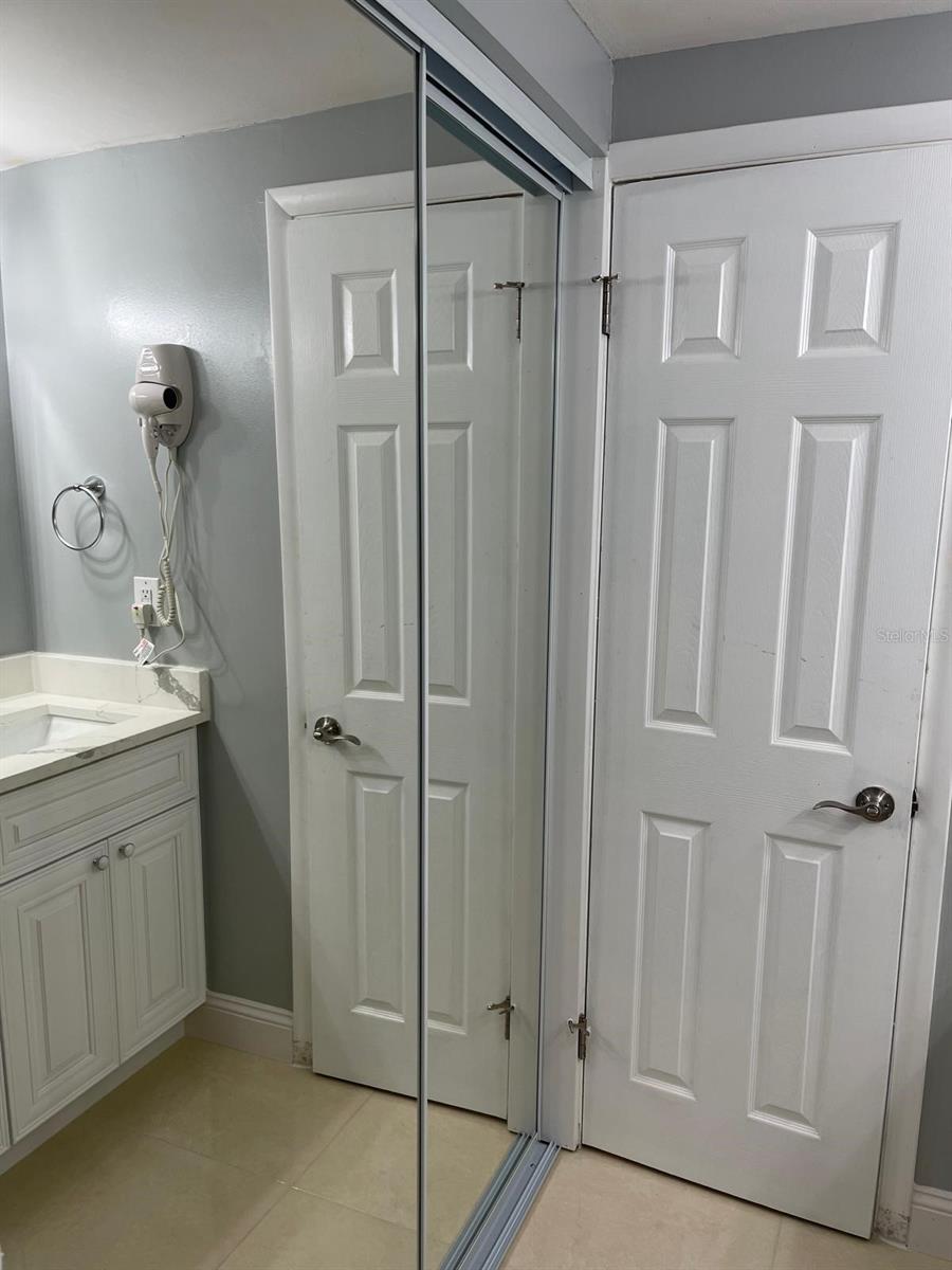 6423 MONTEREY BLVD — photo 30