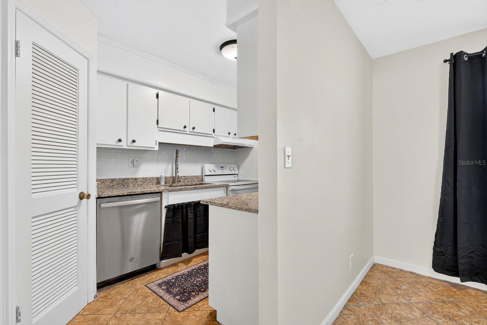 4507 9TH ST W #E3 — photo 15