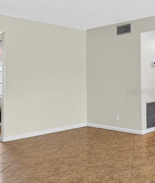 4507 9TH ST W #E3 — photo 10
