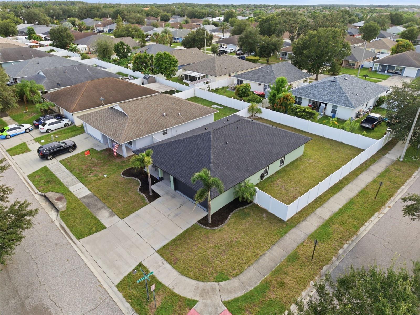 15544 FLORIDA BREEZE LOOP — photo 35