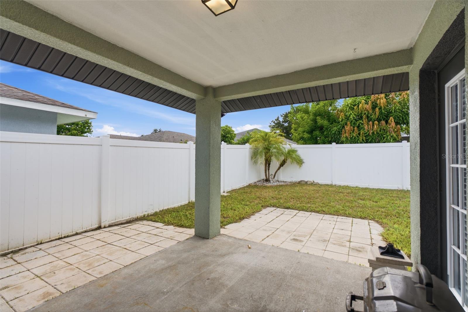 15544 FLORIDA BREEZE LOOP — photo 32
