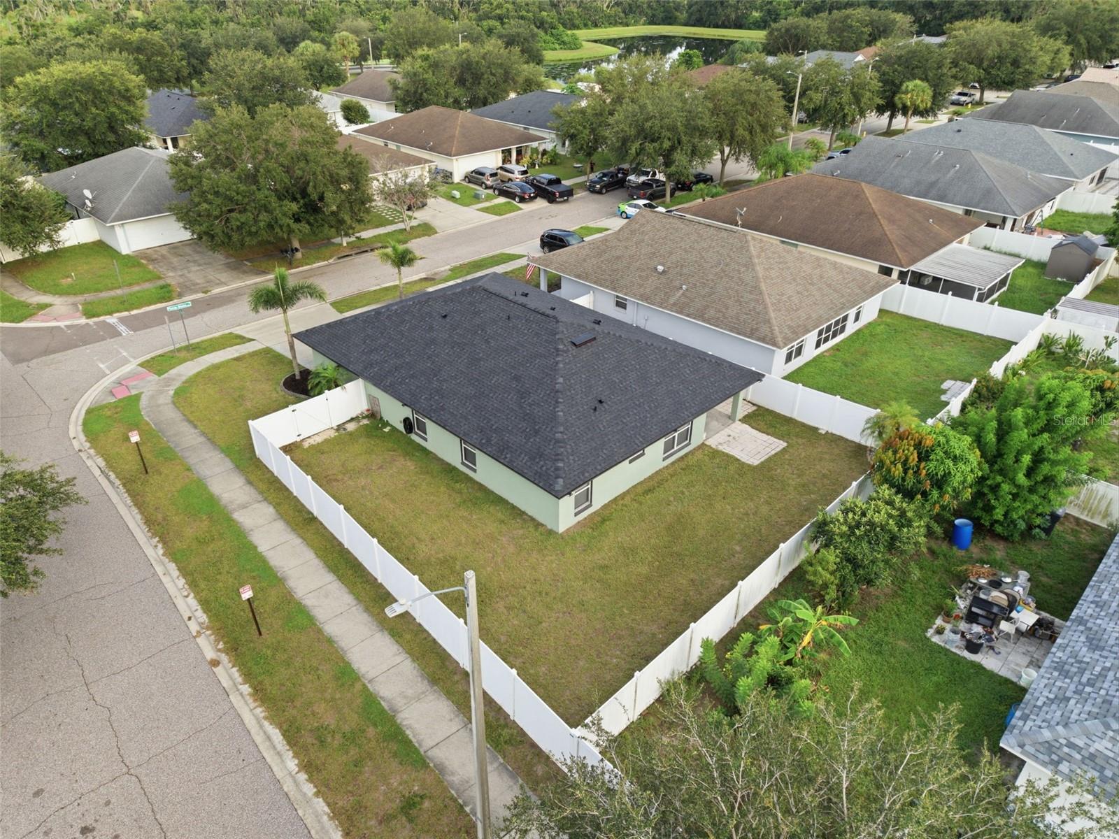 15544 FLORIDA BREEZE LOOP — photo 34