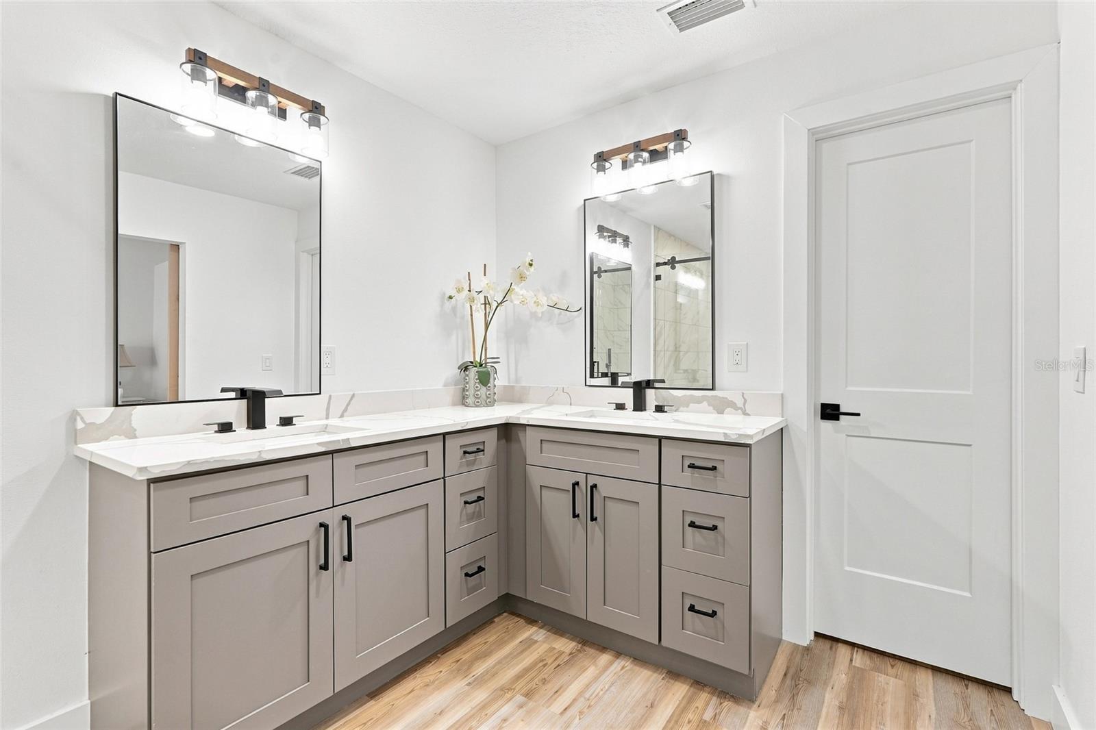 4902 W SAN RAFAEL ST — photo 22