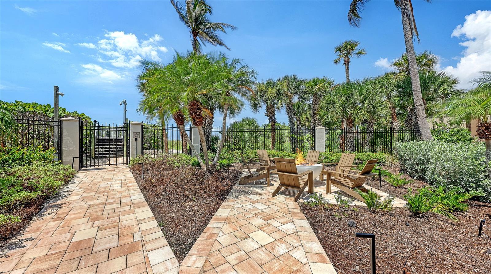 5880 MIDNIGHT PASS RD #307 — photo 37