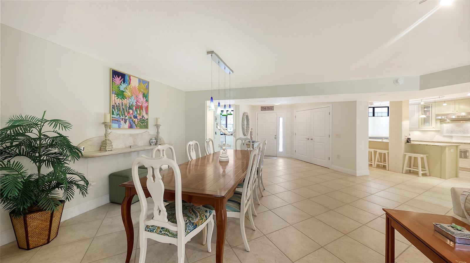 5880 MIDNIGHT PASS RD #307 — photo 8