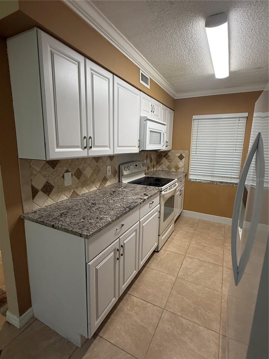 7509 PITCH PINE CIR #121 — photo 10