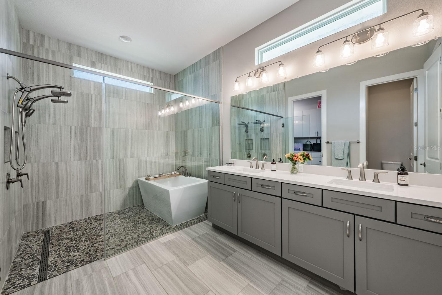 10470 PURPLE THISTLE WAY — photo 17