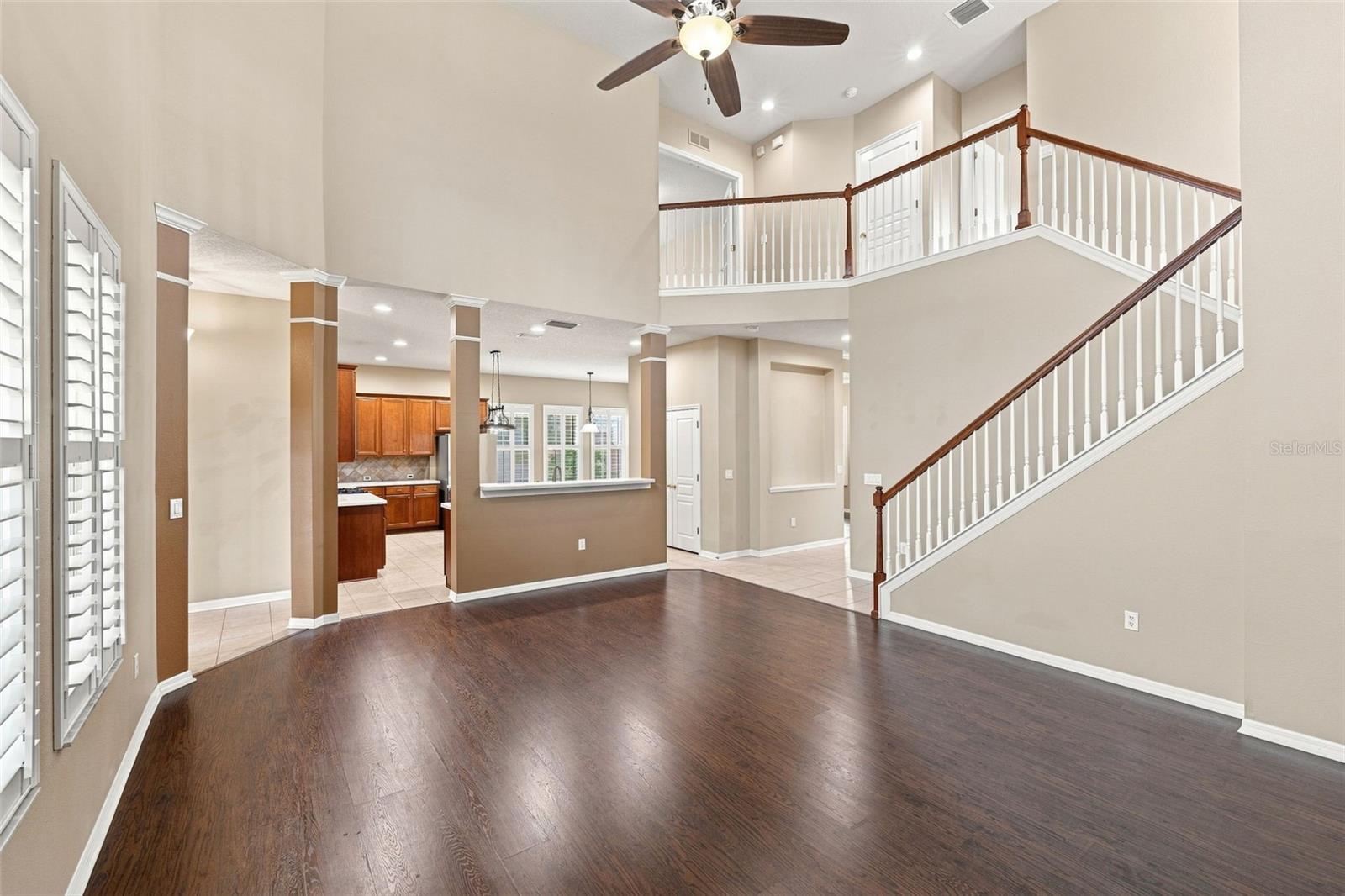 6104 PARKSET DR — photo 12