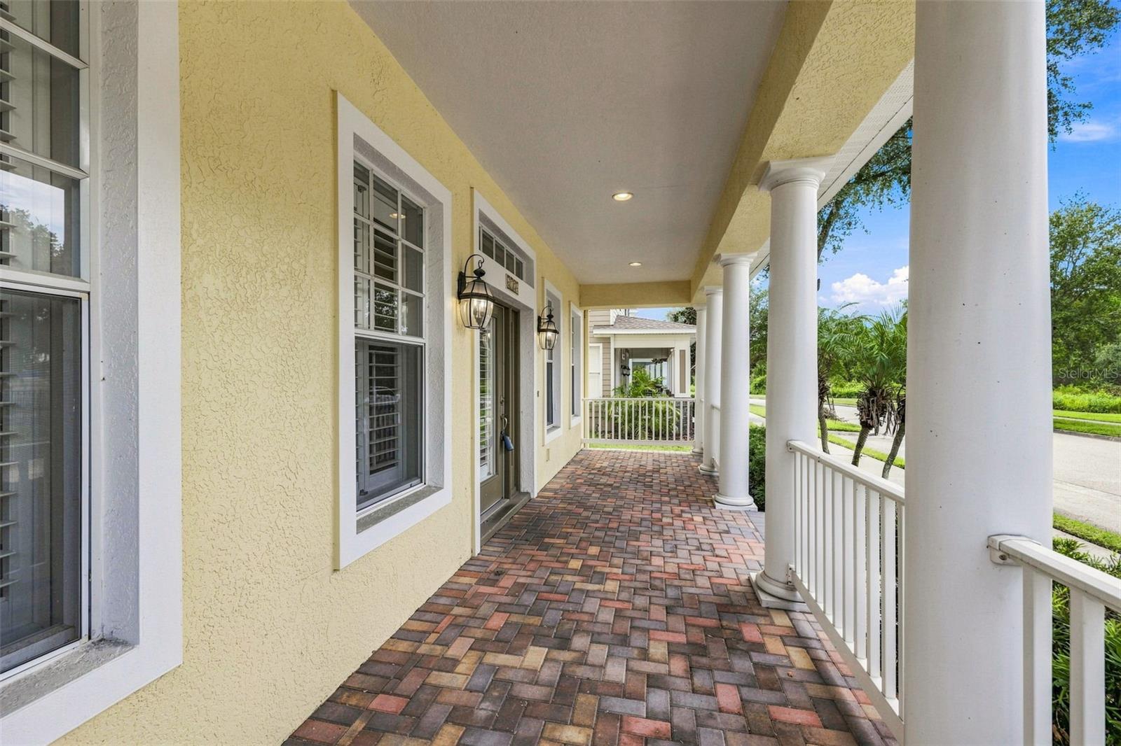 6104 PARKSET DR — photo 4
