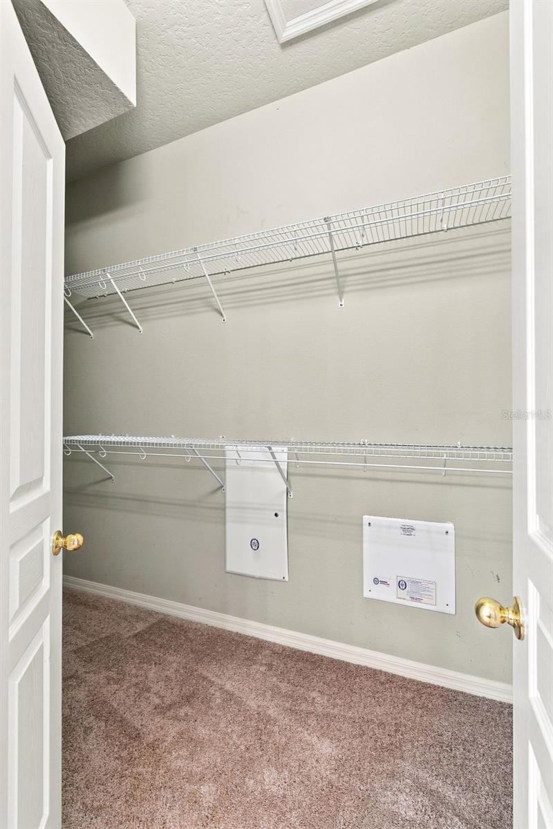 6104 PARKSET DR — photo 28