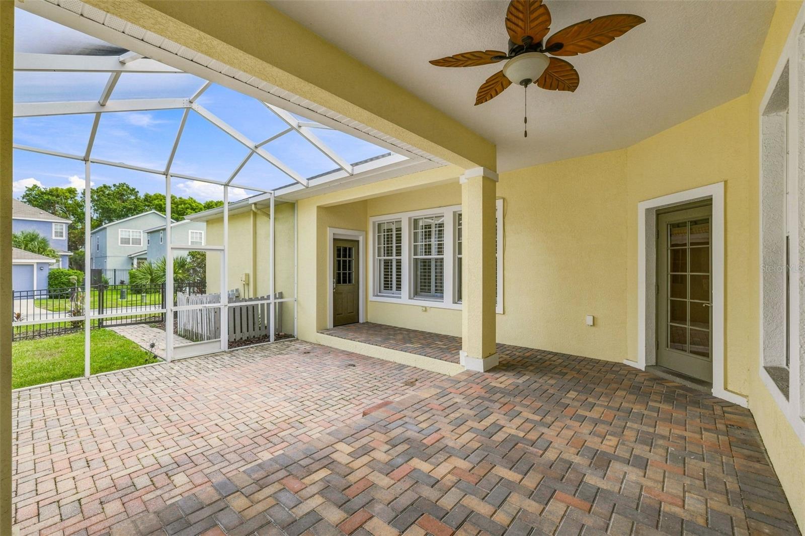 6104 PARKSET DR — photo 41