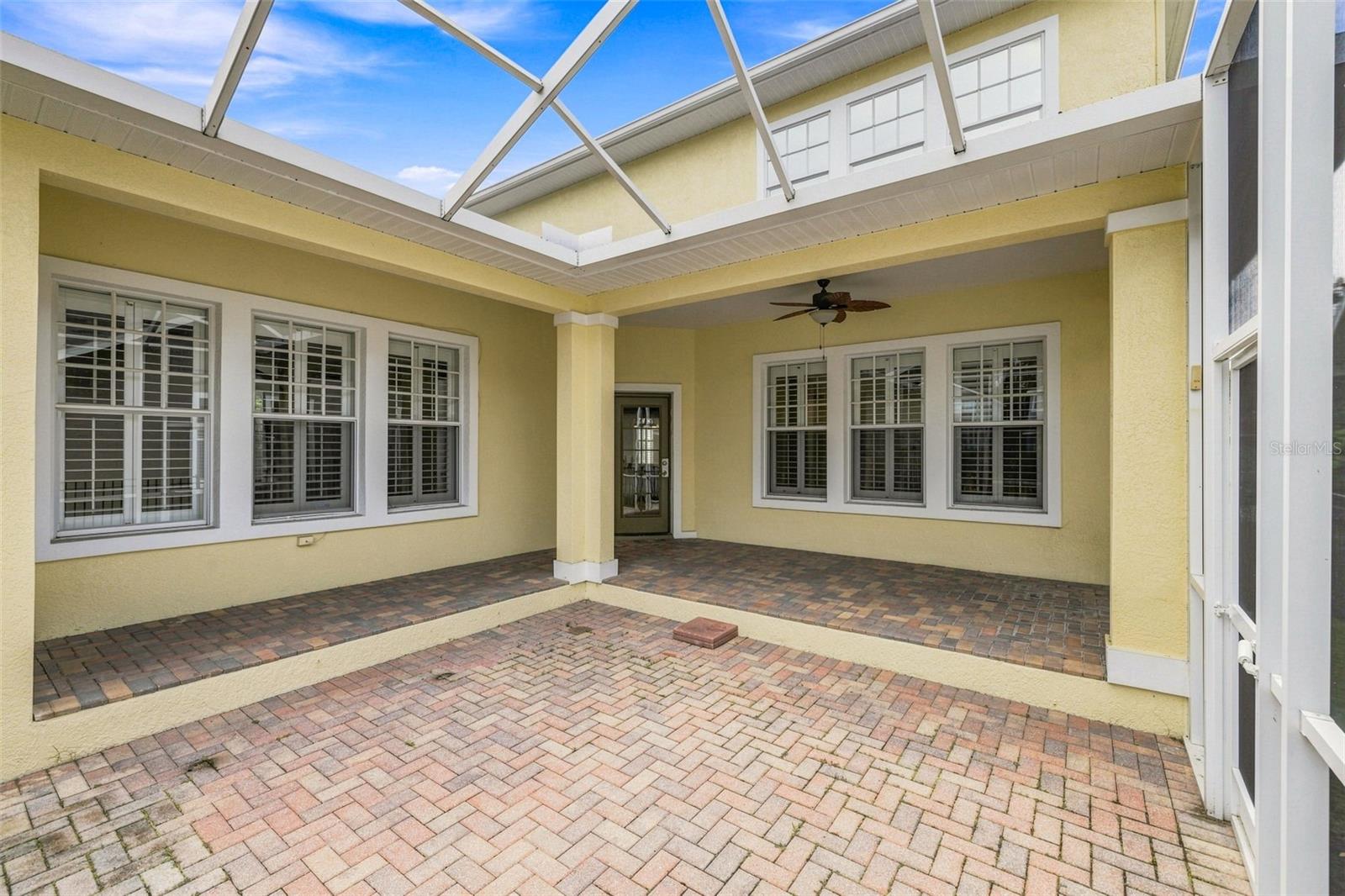 6104 PARKSET DR — photo 42